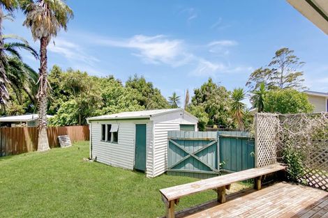 Photo of property in 6 Hughdene Place, Henderson, Auckland, 0610