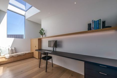 Photo of property in 16 Robrosa Street, Wanaka, 9305