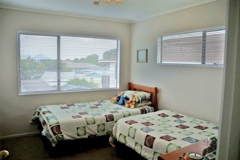 Photo of property in 30 Manaia View Road, One Tree Point, 0118