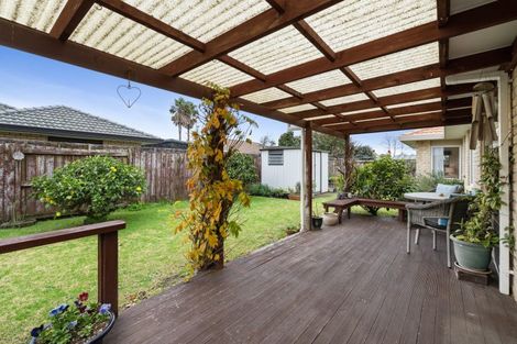 Photo of property in 18 Lasiandra Place, Mount Maunganui, 3116