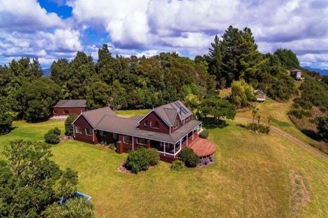 Photo of property in 625 Boat Harbour Road, Whenuakite, Whitianga, 3591