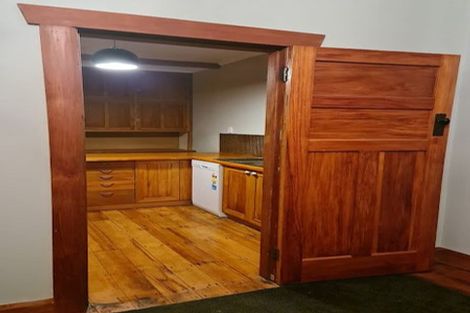 Photo of property in 6 Tawa Street, Tokomaru, Palmerston North, 4474