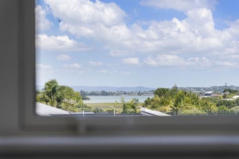 Photo of property in 3 Corrella Road, Belmont, Auckland, 0622