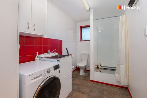 Photo of property in 135 Chain Hills Road, Chain Hills, Dunedin, 9076