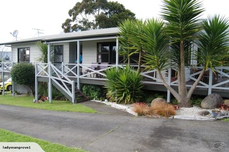 Photo of property in 50 Matua Road, Huapai, Kumeu, 0810