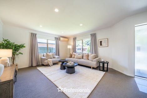 Photo of property in 24 Aragon Grove, Kingsley Heights, Upper Hutt, 5018