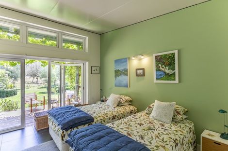 Photo of property in 16 Argyll Road, Otane, 4276