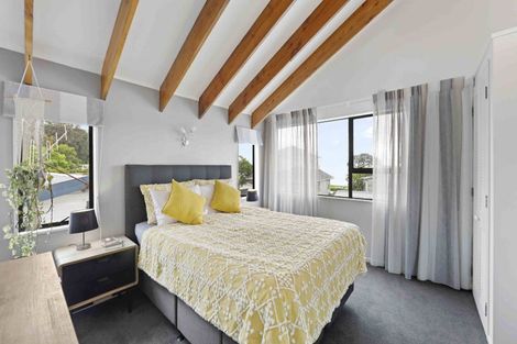 Photo of property in 42a Matakatia Parade, Matakatia, Whangaparaoa, 0930