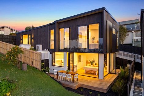 Photo of property in 45a Rosario Crescent, Red Beach, 0932