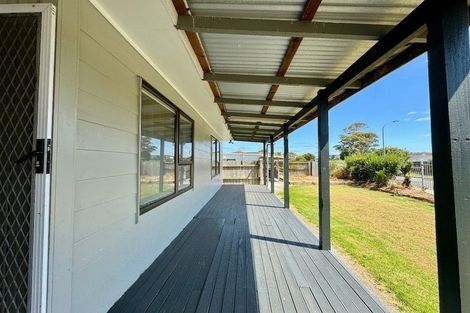 Photo of property in 81 John Walker Drive, Manurewa, Auckland, 2102