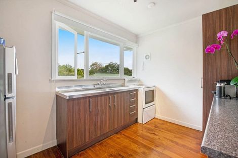 Photo of property in 14a Ocean View Road, Hatfields Beach, Orewa, 0931