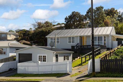 Photo of property in 472 Warspite Avenue, Ascot Park, Porirua, 5024