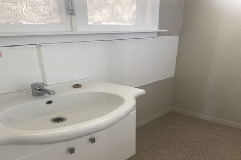 Photo of property in 160 Marshland Road, Shirley, Christchurch, 8061