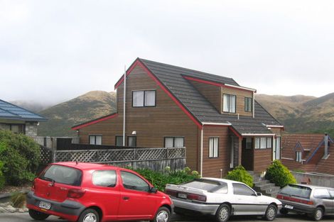 Photo of property in 13 Kapil Grove, Khandallah, Wellington, 6035