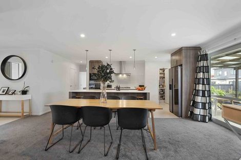 Photo of property in 21 Paso Fino Crescent, Karaka, Papakura, 2113