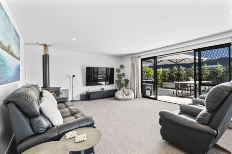 Photo of property in 21 Caledonia Drive, Mosgiel, 9024