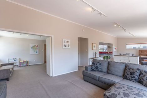 Photo of property in 23 Jillett Street, Titahi Bay, Porirua, 5022