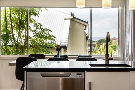 Photo of property in 2/71 Deep Creek Road, Waiake, Auckland, 0630