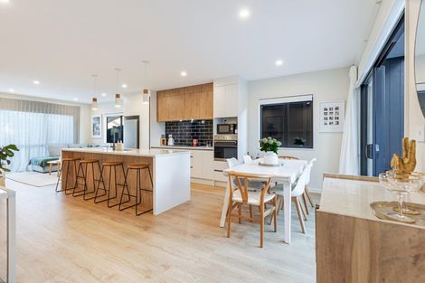 Photo of property in 24a Lumbarda Drive, Kumeu, 0810