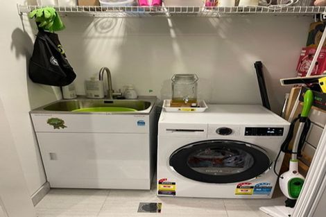 Photo of property in 48 Te Puketoka Lane, Mangere, Auckland, 2022