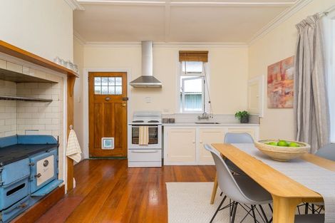 Photo of property in 11 Bernard Street, Kenmure, Dunedin, 9011