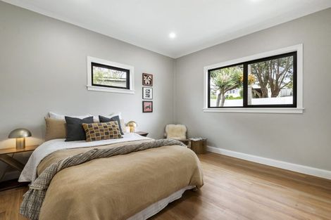 Photo of property in 1/45 Rangitoto Terrace, Milford, Auckland, 0620