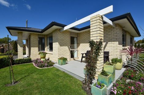 Photo of property in 7c Garrison Street, Carterton, 5713