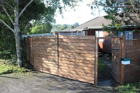 Photo of property in 2/109 Don Buck Road, Massey, Auckland, 0614