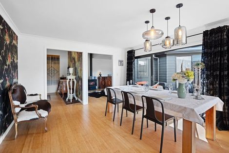 Photo of property in 216 Riverhead Road, Kumeu, 0892