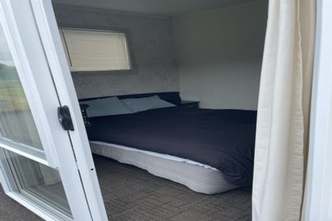 Photo of property in 1 First Avenue, Urenui, 4377