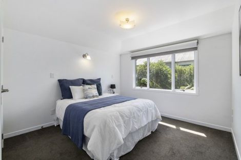 Photo of property in 1/19 Ranui Terrace, Tawa, Wellington, 5028