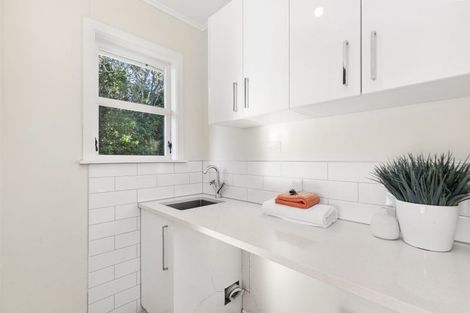 Photo of property in 87 Black Rock Road, Newlands, Wellington, 6037