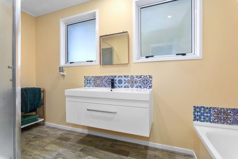 Photo of property in 131 College Road, Edgecumbe, 3120