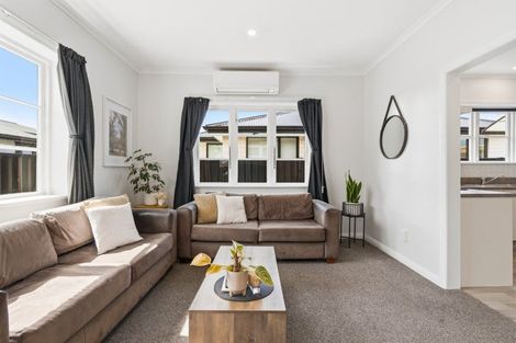 Photo of property in 5 Queen Street, Brighton, Dunedin, 9035