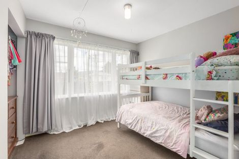 Photo of property in 5 Dunn Street, Wainuiomata, Lower Hutt, 5014