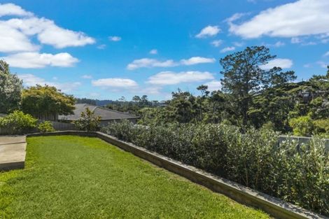 Photo of property in 35 Aberley Road, Schnapper Rock, Auckland, 0632