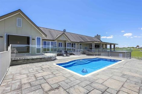 Photo of property in 759 Tuhikaramea Road, Ngahinapouri, Hamilton, 3290