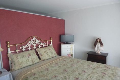 Photo of property in 3 Green Street, Epuni, Lower Hutt, 5011