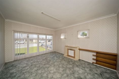 Photo of property in 12 Grey Street, Hawera, 4610