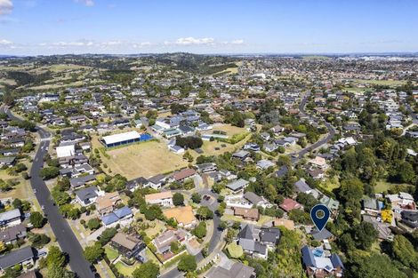 Photo of property in 3/7 Aries Place, Shelly Park, Auckland, 2014