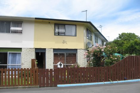 Photo of property in 2/14 Church Square, Addington, Christchurch, 8024