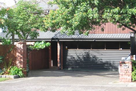 Photo of property in 7 Kiri Place, Mairangi Bay, Auckland, 0630