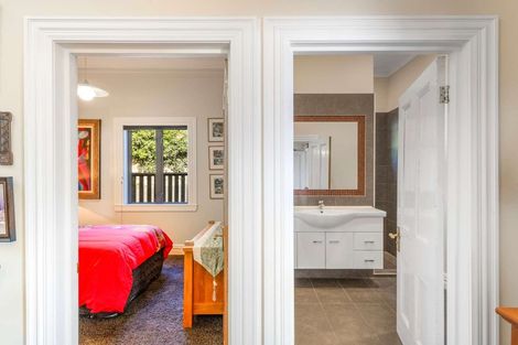 Photo of property in 9 Kowhai Road, Bluff Hill, Napier, 4110