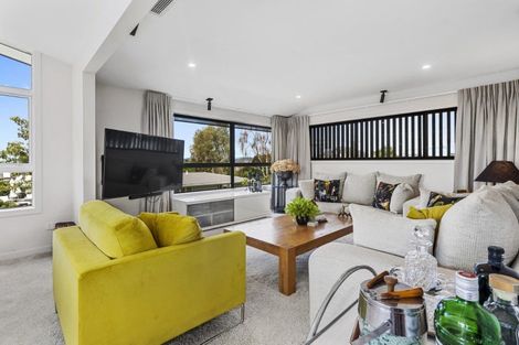 Photo of property in 43 Lemon Grove Avenue, Otumoetai, Tauranga, 3110