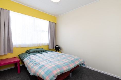 Photo of property in 2/27 Spence Road, Henderson, Auckland, 0612