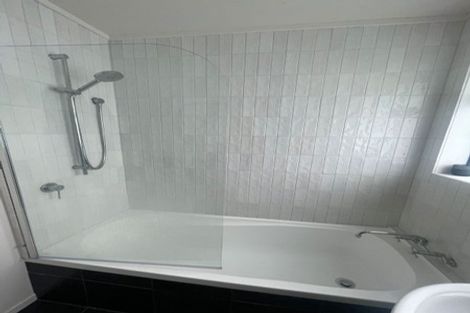 Photo of property in 1 Tulloch Street, Saint Johns Hill, Whanganui, 4500