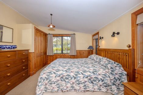 Photo of property in 7 Mclellan Place, Albert Town, Wanaka, 9305