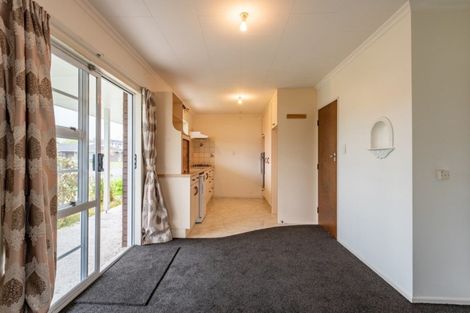 Photo of property in 68 Highbury Drive, Levin, 5510