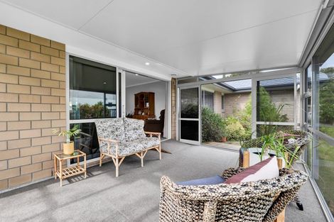 Photo of property in 62 Cutfield Street, Inglewood, 4330