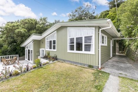 Photo of property in 4 Denbigh Way, Wilton, Wellington, 6012